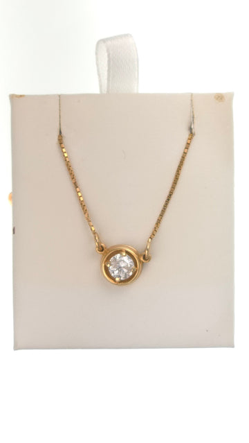 18k gold diamond pendant with a 0.38 ct round diamond in H-I1 clarity, featuring intricate design, by Chique Jewelry.