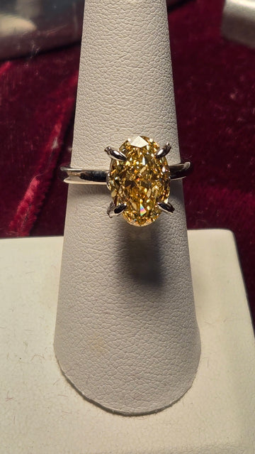 Engagement Ring - 14k White Gold - 4.67 ct  Lab-Created Oval Yellow Diamond - VS1 FVY - 4.8g