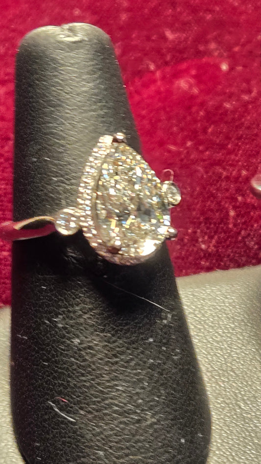 Engagement Ring - 950 Platinum - 3.11 ct  Lab-Created Pear Diamond - VVS2 G - 7.1g