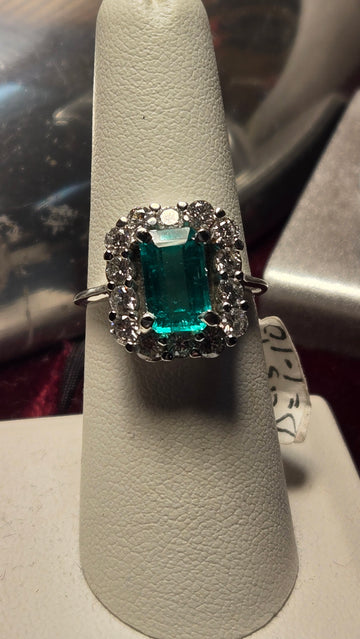 Cocktail Ring - 14k White Gold - 2.57 ct  Emerald Emerald - AAA - 5.6g
