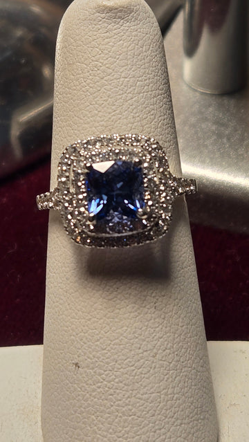 Cocktail Ring - 18k White Gold - 1.7 ct  Cushion Sapphire - AAA - 4.8g