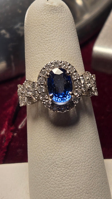 Cocktail Ring - 18k White Gold - 2.17 ct  Oval Sapphire - AA - 4.7g