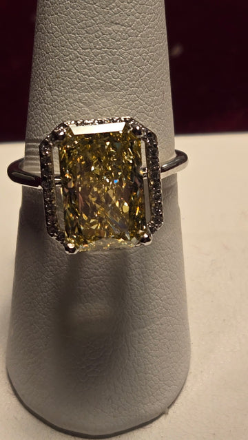 Engagement Ring - 14k White Gold - 5.19 ct  Lab-Created Radiant Yellow Diamond - VS1 FVY - 4.1g