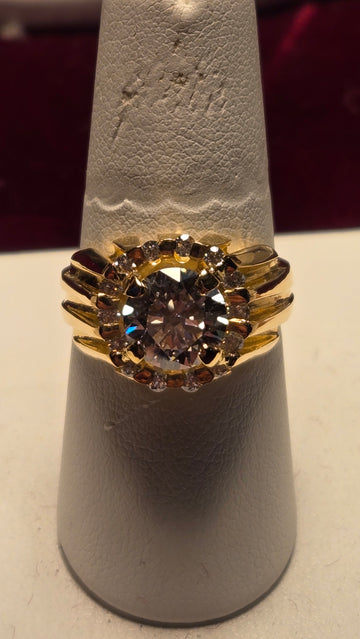 Ring - 18k Gold - 2.04 ct  Lab-Created Round Diamond - VVS2 F - 9g