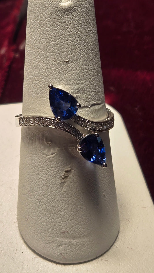Ring - 18k White Gold - 1.6 ct  Pear Sapphire - AAA - 3.2g