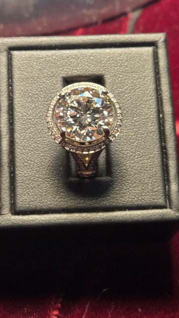 Engagement Ring - 14k White Gold - 8.05 ct  Lab-Created Round Diamond - VS1 F - 8g