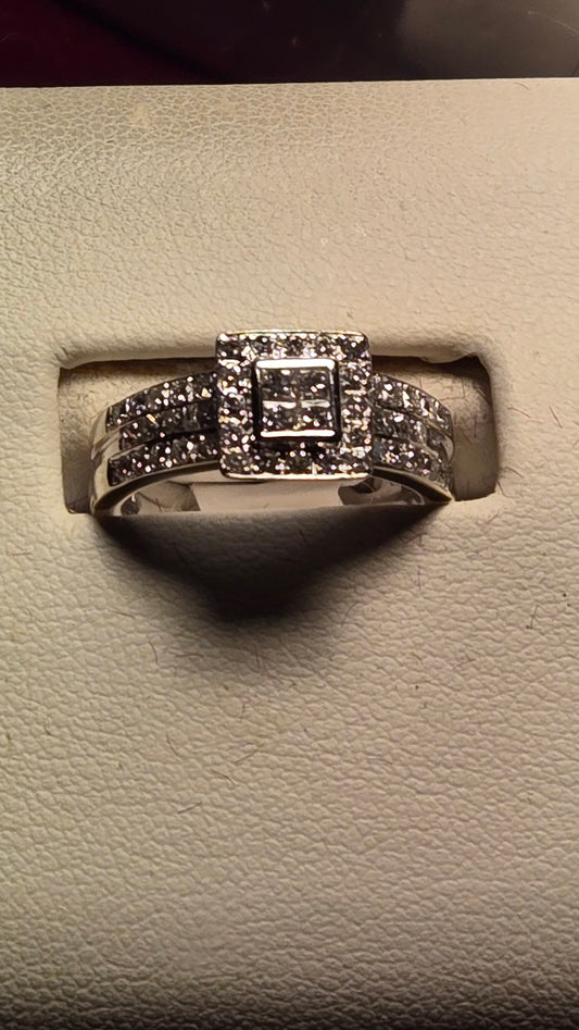 Engagement Ring - 14k White Gold - 1 ct  Princess Diamond - VS1 G - 6.9g