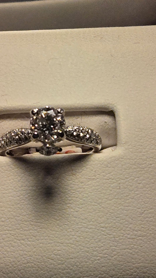 Engagement Ring - 950 Platinum - 1.15 ct  Round Diamond - SI1 J - 6.9g