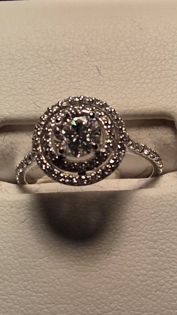 Engagement Ring - 14k White Gold - 0.86 ct  Round Diamond - SI1 H - 2.5g