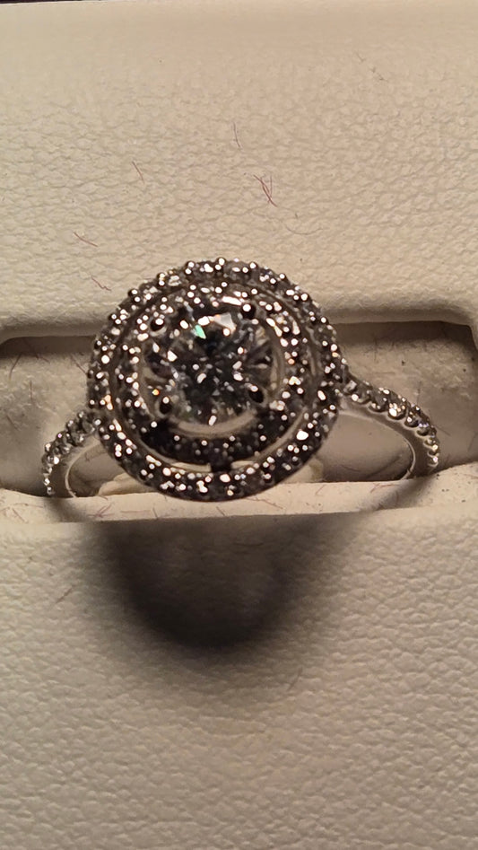 Engagement Ring - 14k White Gold - 0.86 ct  Round Diamond - SI1 H - 2.5g