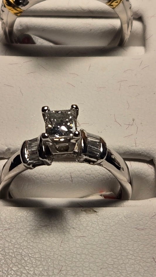 Engagement Ring - 950 Platinum - 0.6 ct  Princess Diamond - VS2 I - 3.5g