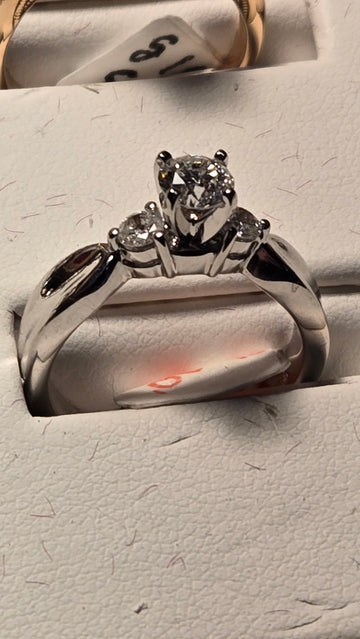 Engagement Ring - 950 Platinum - 0.46 ct  Round Diamond - VS2 G - 7.3g