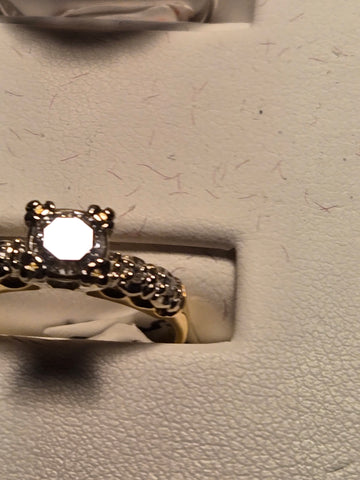 Engagement Ring - 14k Multi-Tone Gold - 0.5 ct  Round Diamond - VS1 G - 2.7g
