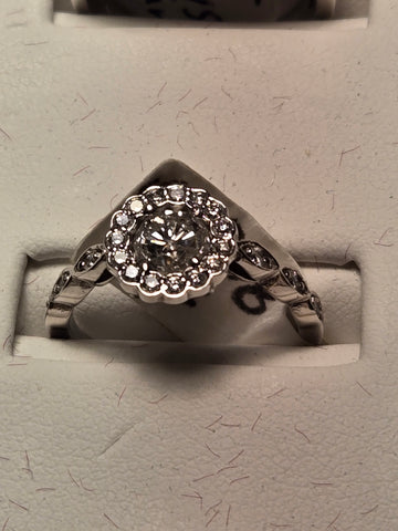Engagement Ring - 14k White Gold - 0.7 ct  Round Diamond - SI2 I - 2.7g