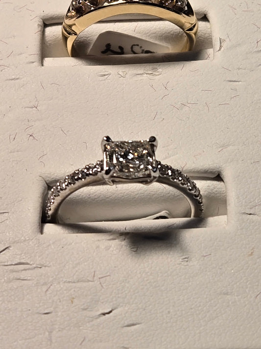Engagement Ring - 14k White Gold - 1.01 ct  Radiant Diamond - H SI1 - 2.7g