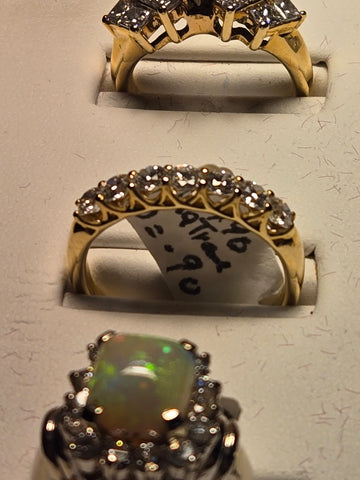 Wedding Ring - 14k Gold - 0.9 ct  Round Diamond - H VS2 - 3.5g
