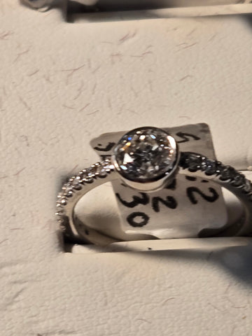 Engagement Ring - 14k White Gold - 0.72 ct  Lab-Created Round Diamond - F VS1 - 2.4g