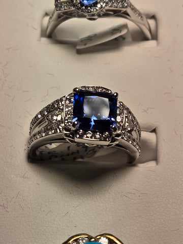 Engagement Ring - 14K White Gold - 1.5 ct Lab-Created Tanzanite - 8.5 g