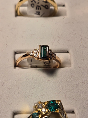 Ring - 14K Rose Gold - 0.6 ct Green Tourmaline - 2.7 g