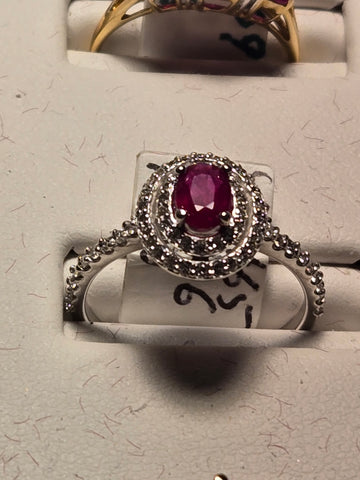 Engagement Ring - 14K White Gold Filled - 0.9 ct Ruby - 2.8 g
