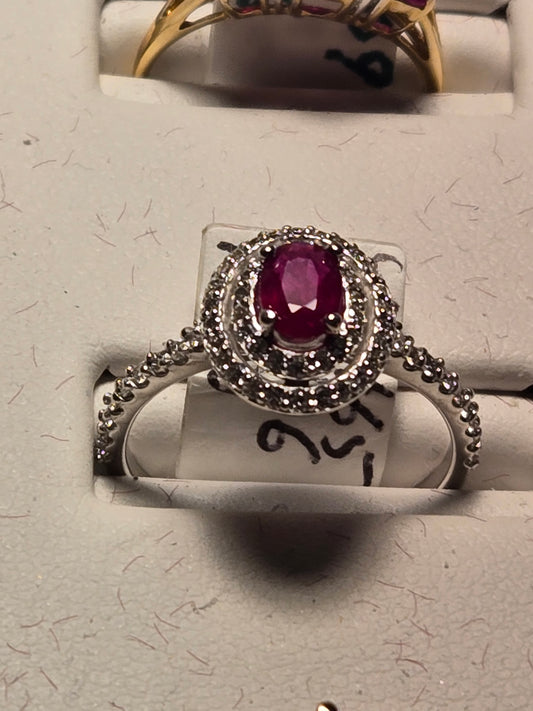 Engagement Ring - 14K White Gold Filled - 0.9 ct Ruby - 2.8 g