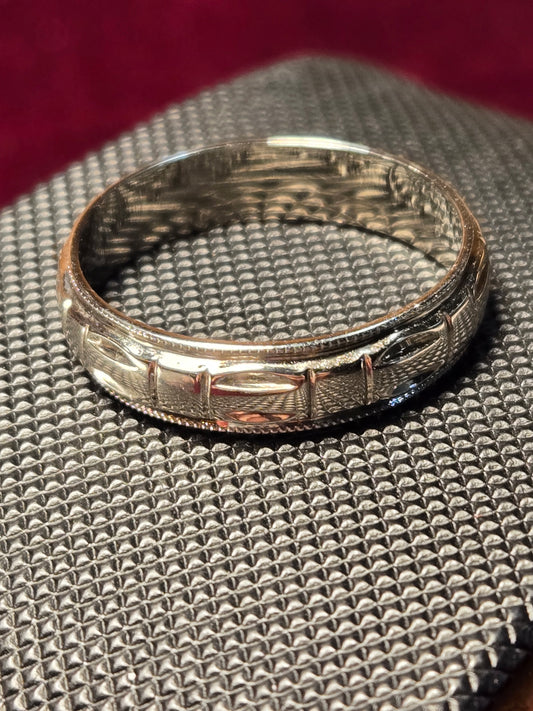 14K White Gold Band 3.8g