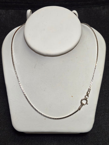 18K White Gold Snake Chain Necklace 16" 2.9g