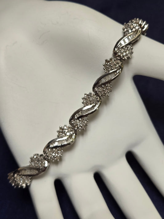 10K White Gold Hinge Link Chain Bracelet 7" 4.0ct Round-Cut Diamond 13.3g