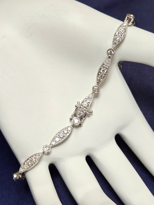 18K White Gold Hinge Link Chain Bracelet 7.25" 2.2ct Round-Cut Diamond 9.8g