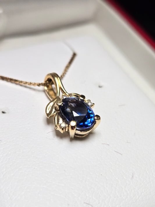 14K Gold Pendant 1.3ct Oval-Cut Lab-Created Sapphire 1.4g