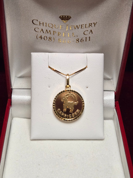 18K Gold Capricorn Pendant 2.4g