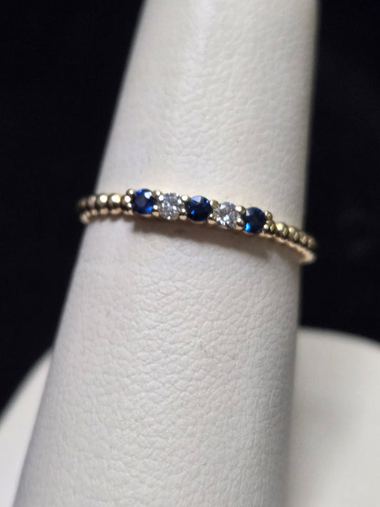 14K Gold Stackable Ring 0.1ct Round-Cut Sapphire 1.4g