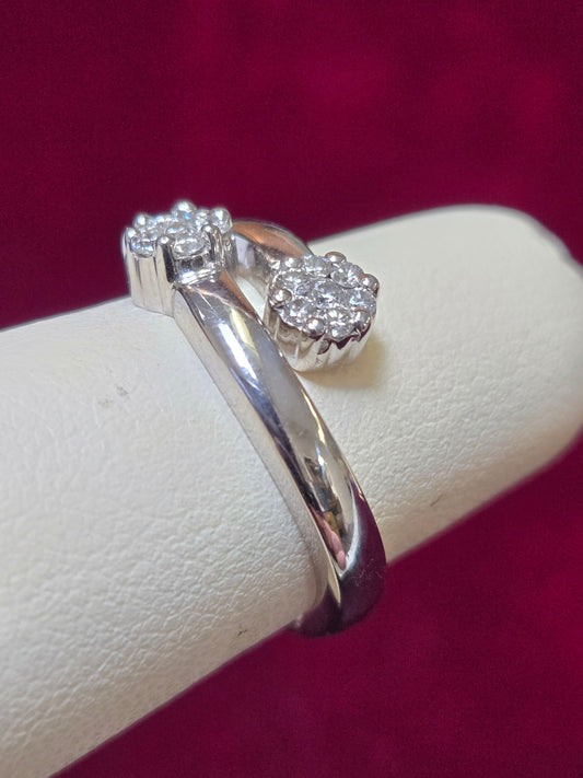 18K White Gold Two Stone Stackable Ring 0.25ct Round Diamonds 5.8g