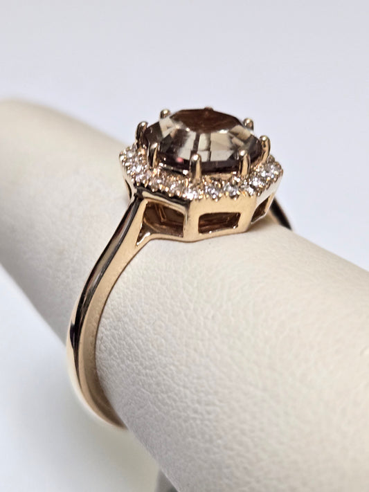 10K Gold Ring Octagon Gemstone 3.5g