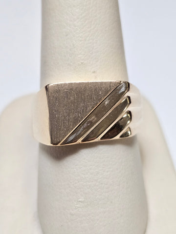 14K Gold Square Top Ring 10.3g