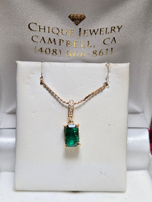 18K Gold Pendant 1.35ct Emerald-Cut Zambian Emerald 1.2g