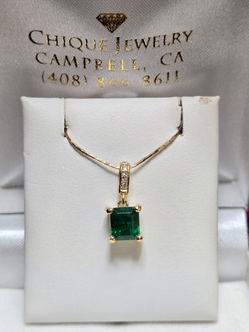 18K Gold Pendant 1.3ct Emerald-Cut Zambian Emerald 1.5g