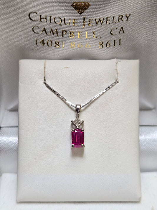 14K White Gold Pendant 0.6ct Emerald-Cut Ruby 0.8g
