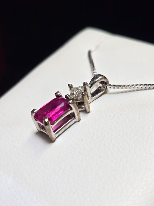 14K White Gold Pendant 0.6ct Emerald-Cut Ruby 0.8g