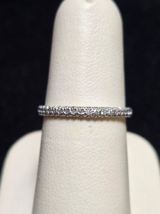 14K White Gold Wedding Band 0.13ct Round Diamond 1.7g