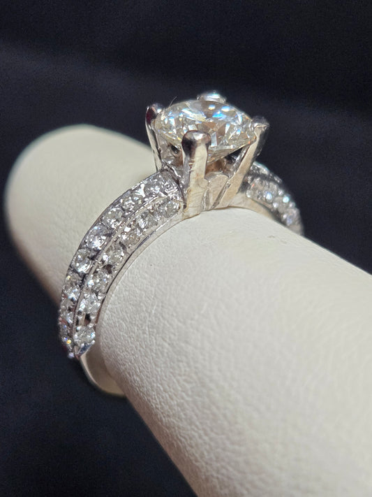 18K White Gold Engagement Ring 2.1ct Round Diamonds 5g