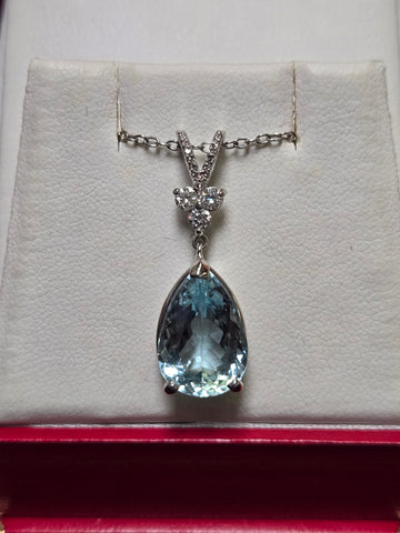 14K White Gold Pendant 5.2ct Pear-Cut Aquamarine 2.3g