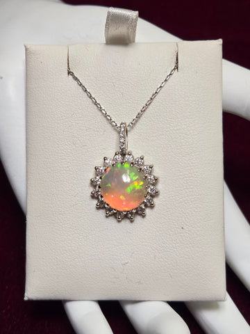 14K White Gold Pendant 4ct Round-Cut Opal 4g