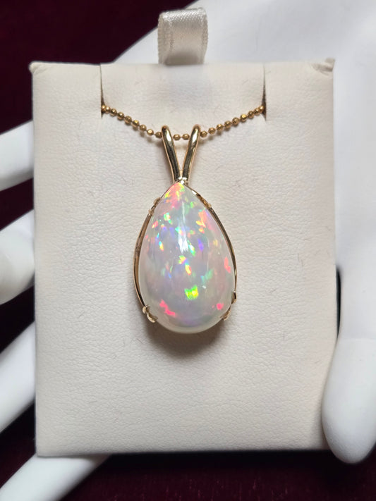 14K Gold Pendant 21.5ct Pear-Shaped Opal 8g