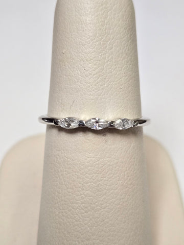 14K White Gold 0.2ct Natural Diamond Ring 1.6g