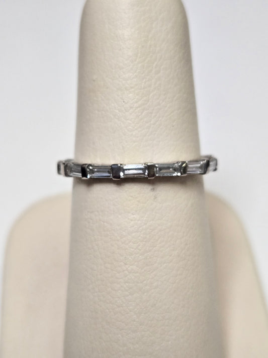 14K White Gold Ring 0.5ct Baguette Diamonds 1.6g