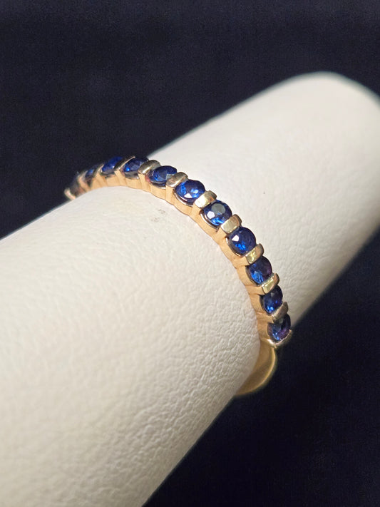 14K Gold Ring 0.25ct Round Sapphires 1.3g