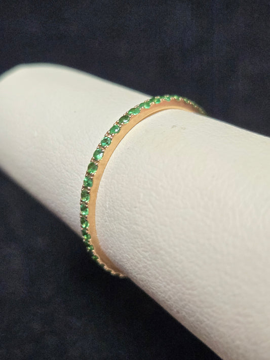 14K Gold Eternity Ring 0.44ct Round Tsavorites 0.7g