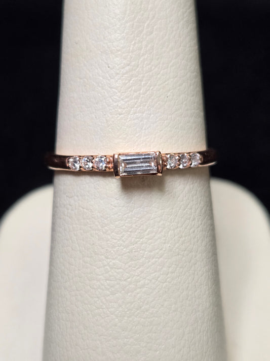 14K Rose Gold Ring 0.12ct Baguette Diamond 1.9g