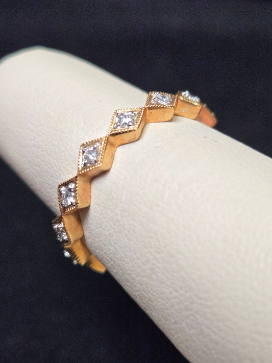 18K Gold Eternity Ring 0.2ct Round Diamonds 2.8g